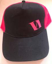 Carica l&#39;immagine nel visualizzatore di Gallery, Cappello Genderless Snapback Trucker
